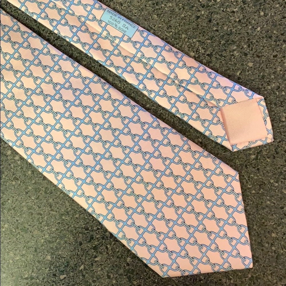 Men's Hermes 100% silk patterned tie